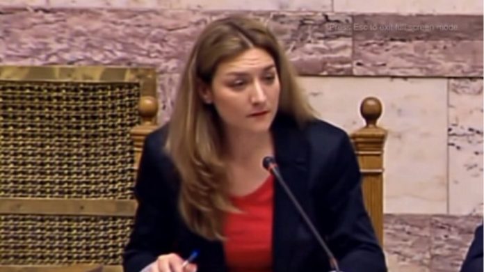 Νατάσα Γκαρά: Ποια πραγματικά η βουλευτής ΣΥΡΙΖΑ, αποδοκίμασε επικήρυξη  κουκουλοφόρων του Μπουραντώνη